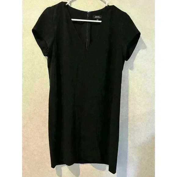 Babaton Dresses & Skirts - Babaton Women‎ Little Black Dress Size 8. Cap Sleeves, Midi, LBD, Classic